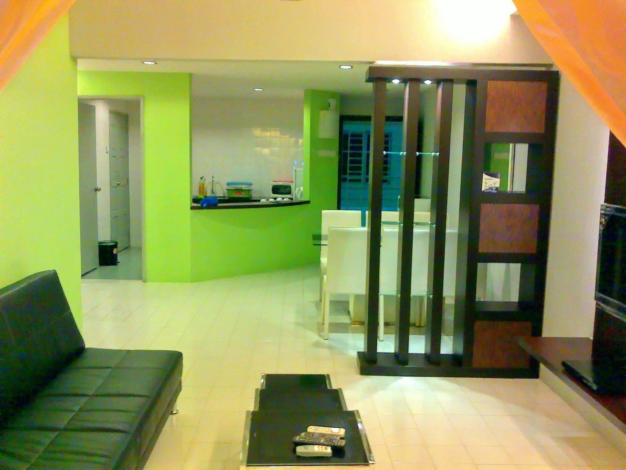 Malacca Hotel Apartment Экстерьер фото